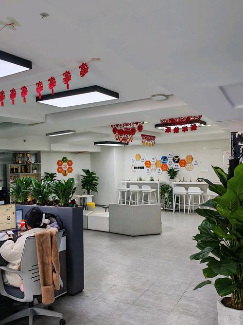 2019年10月15日,创建于郑州市,经营范围:电子产品技术开发,技术咨询